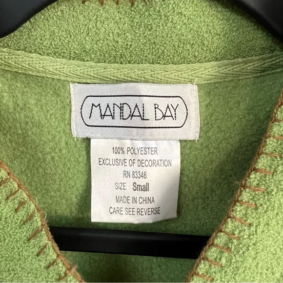 Vintage Fleece Vest with Horses - Picture 5 of 9